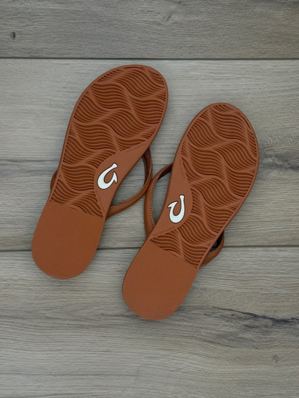 Olukai Leather Tan Flip Flop Sandals - Picture 3 of 3